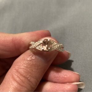 Morganite (1/6 ct. t.w.) Platnium Plated Silver, Infinity Ring